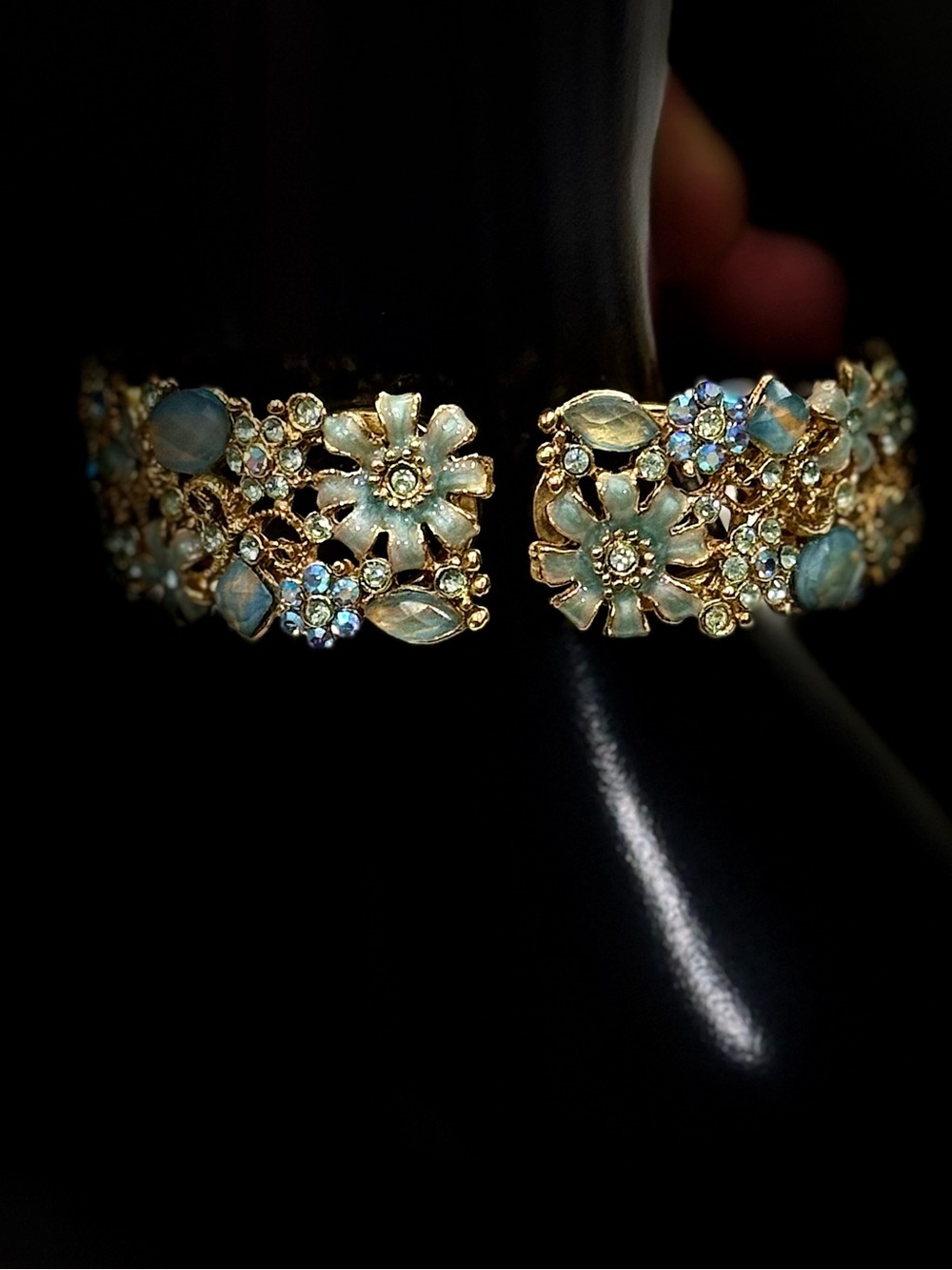 Gold-Tone Blue Floral Crystal Hinged Bangle Bracelet - Picture 2 of 6